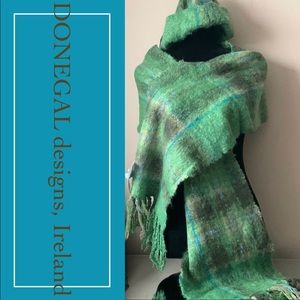 Donegal Design Scarf and Hand  NWT